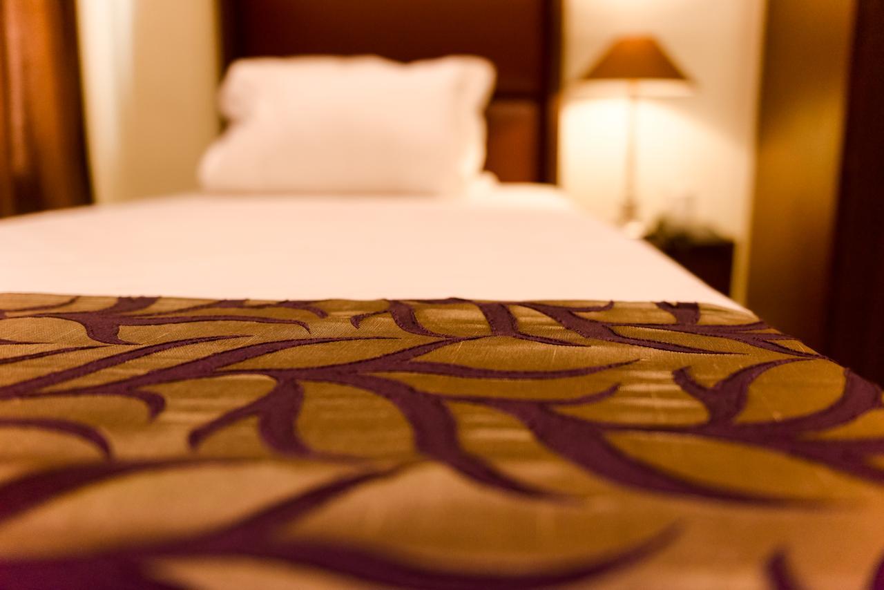 Hotel Mm Guwahati Ngoại thất bức ảnh