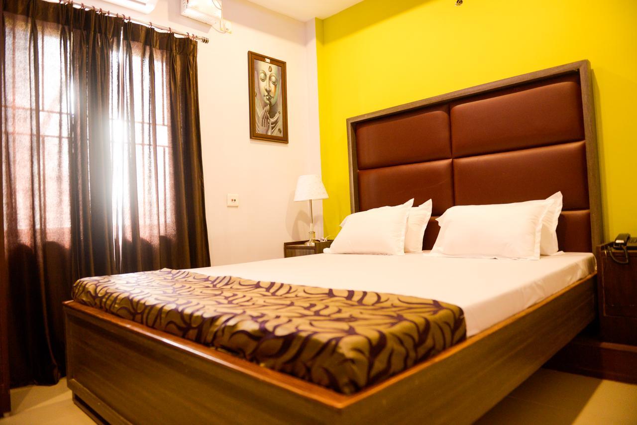 Hotel Mm Guwahati Ngoại thất bức ảnh