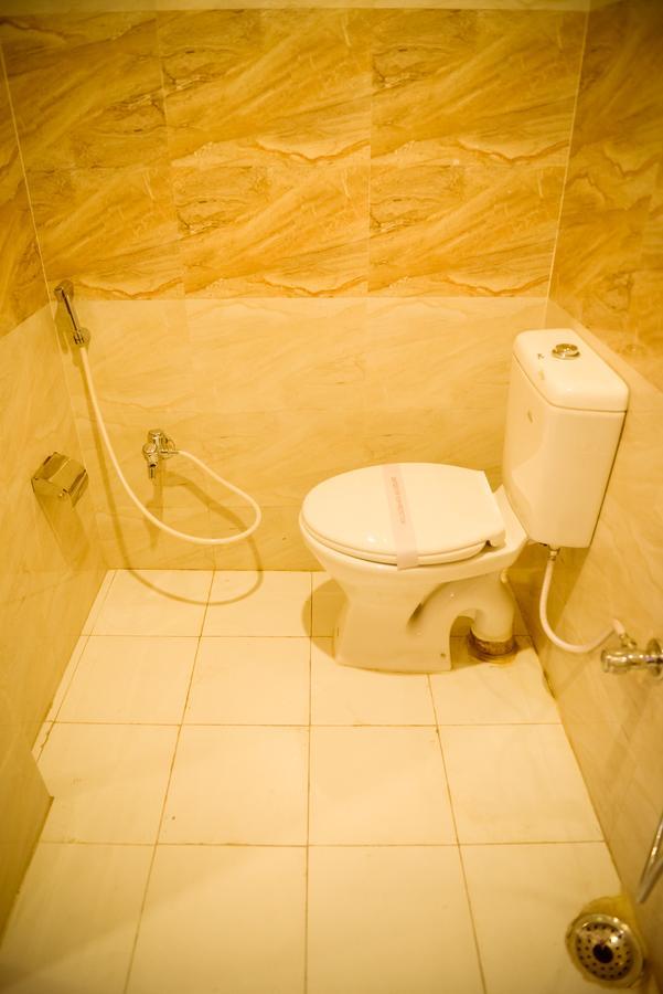 Hotel Mm Guwahati Ngoại thất bức ảnh
